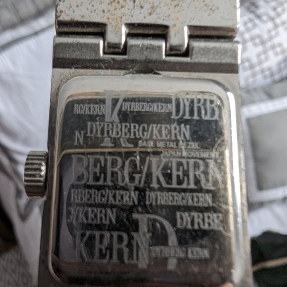 Watch - Picture 3 of 3